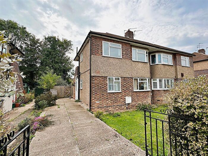 2 Bedroom Maisonette For Sale In Shepperton Road, Petts Wood, BR5