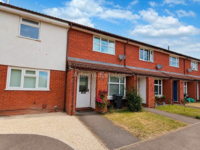 2 Bedroom Terraced House To Rent In Gregory Close, Reading, RG6