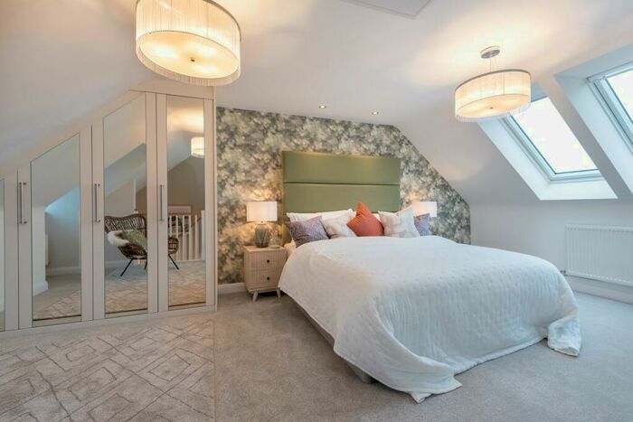 3 Bedroom Semi-Detached House For Sale In Watling Street, St Nicolas Park, Nuneaton, Warwickshire, CV11