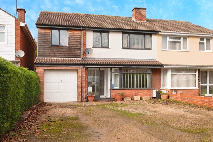 4 Bedroom Semi-Detached House For Sale In Meadow Drive, Hereford, HR4