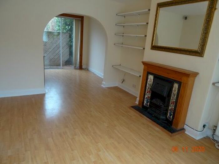 2 Bedroom Terraced House To Rent In Bellevue Grove, Edinburgh, EH7