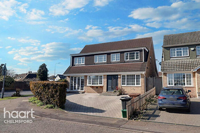 6 Bedroom Detached House For Sale In Petersfield, Chelmsford, CM1