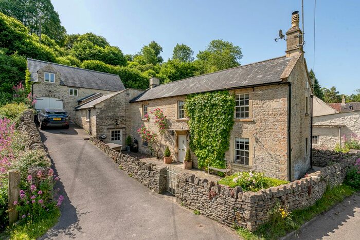 5 Bedroom Detached House For Sale In West Kington, Chippenham, SN14