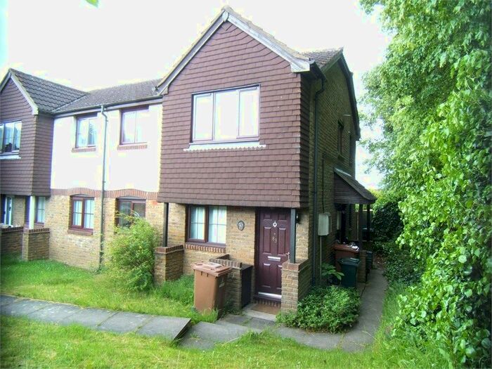 1 Bedroom Flat To Rent In Tylersfield, Abbots Langley, Hertfordshire, WD5