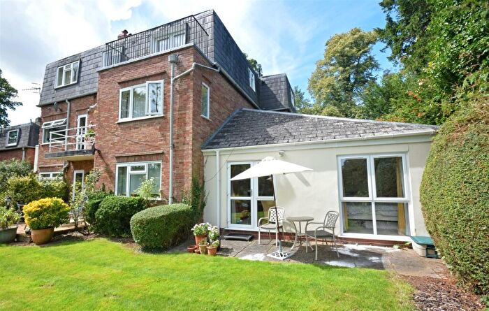 2 Bedroom Apartment For Sale In Welcombe Road, Stratford-Upon-Avon, CV37