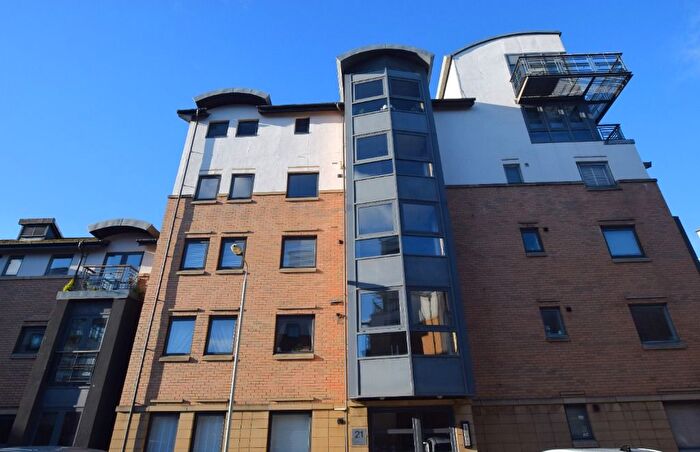 2 Bedroom Flat To Rent In Rennie's Isle, The Shore, Edinburgh, EH6