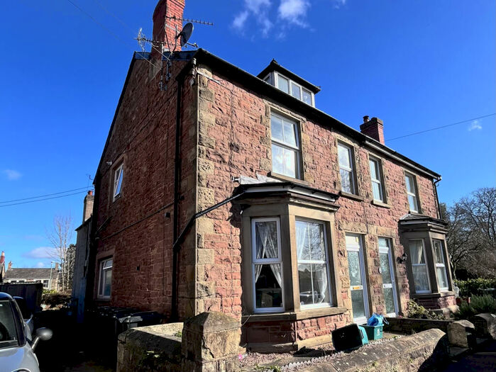 Studio To Rent In Victoria Road, Lydney, GL15