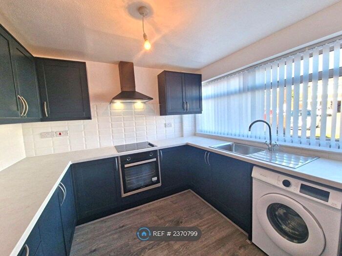 3 Bedroom Terraced House To Rent In Winchester Gardens, Birmingham, B31