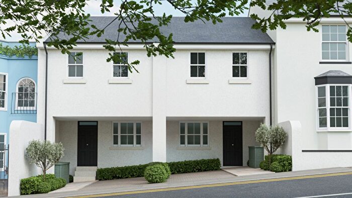 2 Bedroom Semi-detached House For Sale In Prestonville Mews, Brighton, BN1