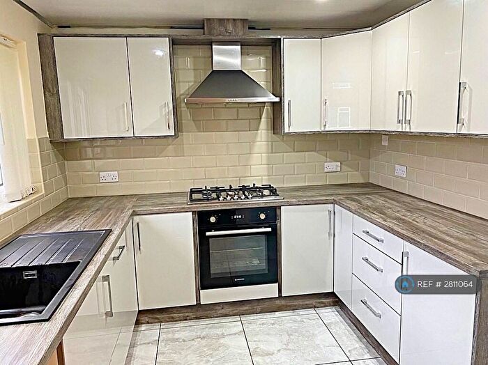 3 Bedroom Terraced House To Rent In Lowland Close, Cradley Heath, B64