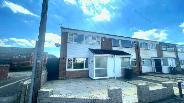 3 Bedroom End Of Terrace House To Rent In St. Cuthberts Close, Fulwood, Preston, PR2