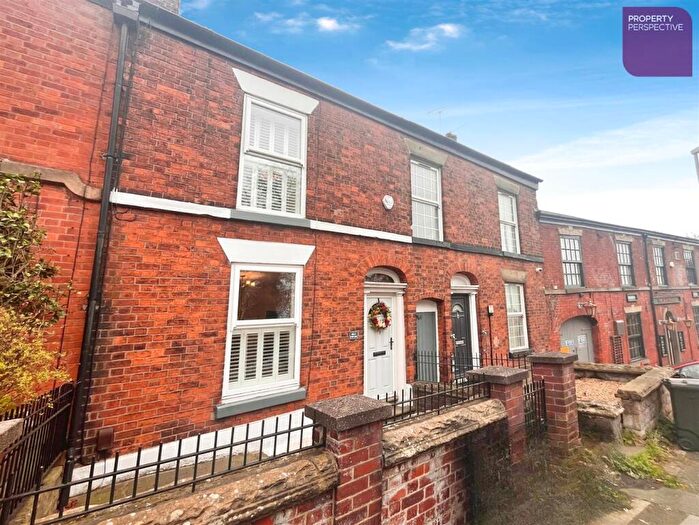2 Bedroom Terraced House For Sale In Brook Street, Macclesfield, SK11