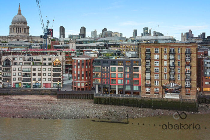 1 Bedroom Apartment For Sale In High Timber Street, City Of London, EC4V