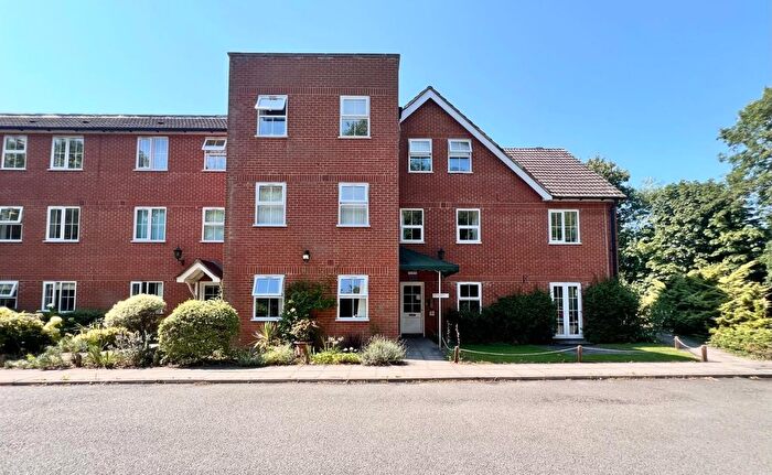 1 Bedroom Property For Sale In Chapel Road, Hothfield, Ashford, TN25