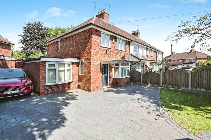 3 Bedroom Semi-Detached House For Sale In The Ridgeway, Erdington, Birmingham, B23