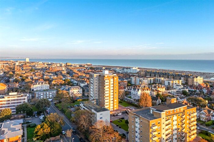 2 Bedroom Flat For Sale In Manor Lea, Boundary Road, Worthing, West Sussex, BN11