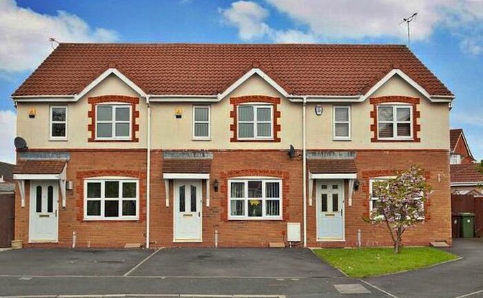 3 Bedroom Mews House To Rent In Dodson Close, Ashton-In-Makerfield, Wigan, WN4