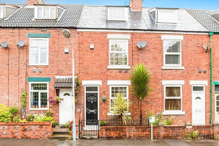 3 Bedroom Terraced House For Sale In Canal Wharf, Chesterfield, Derbyshire, S41