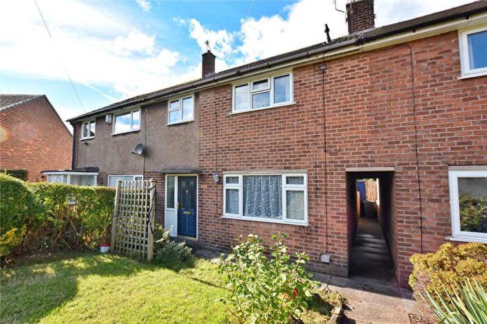 3 Bedroom Terraced House For Sale In Uplands Road, Glossop, Derbyshire, SK13