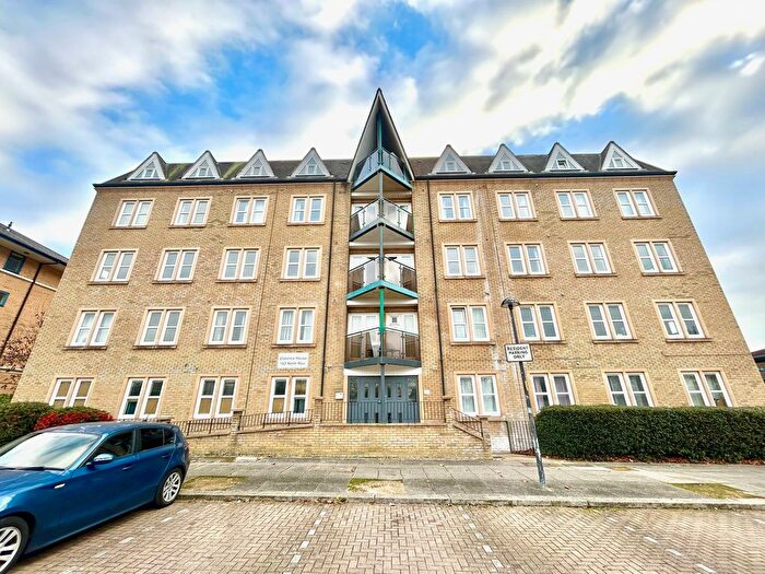 1 Bedroom Property To Rent In North Row, Milton Keynes, MK9