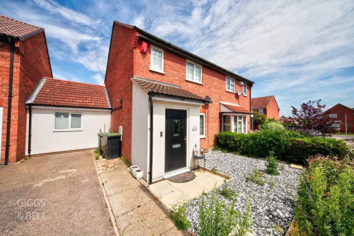 4 Bedroom Semi-Detached House For Sale In Houghton Conquest, Bedford, Bedfordshire, MK45