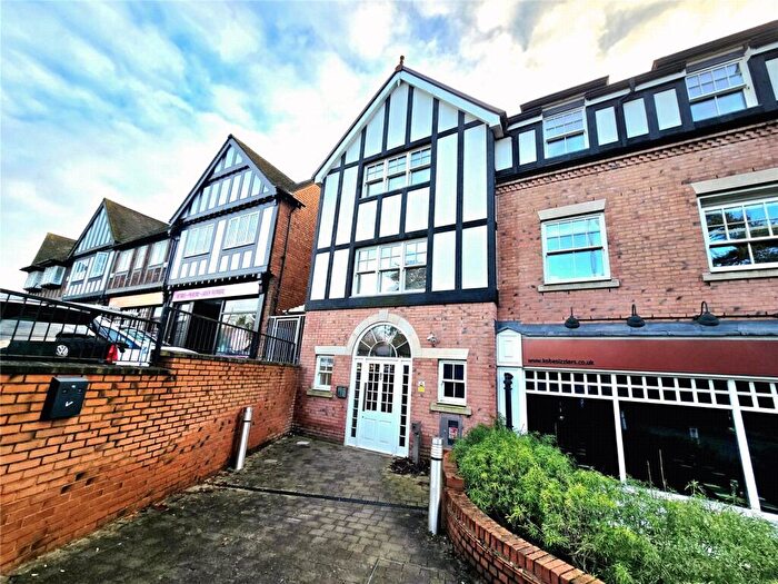 2 Bedroom Flat For Sale In St. Marys Row, Moseley, Birmingham, West Midlands, B13