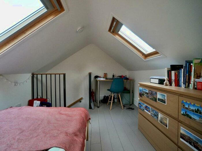 5 Bedroom House To Rent In The Crescent, Bangor, Gwynedd, LL57