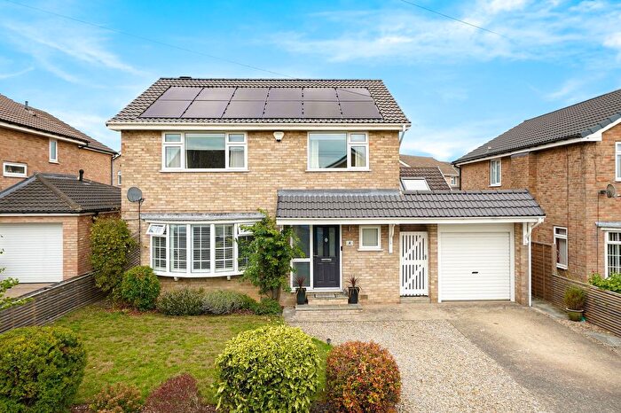4 Bedroom Detached House For Sale In Mallinson Way, Harrogate, HG2