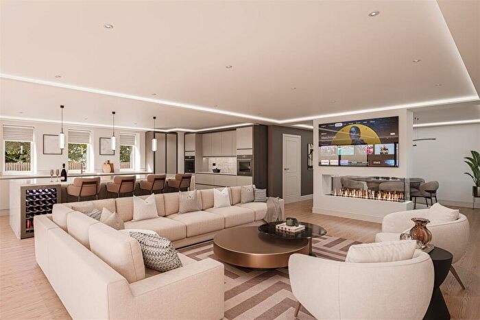 4 Bedroom Detached House For Sale In Middle Drive, Darras Hall, NE20
