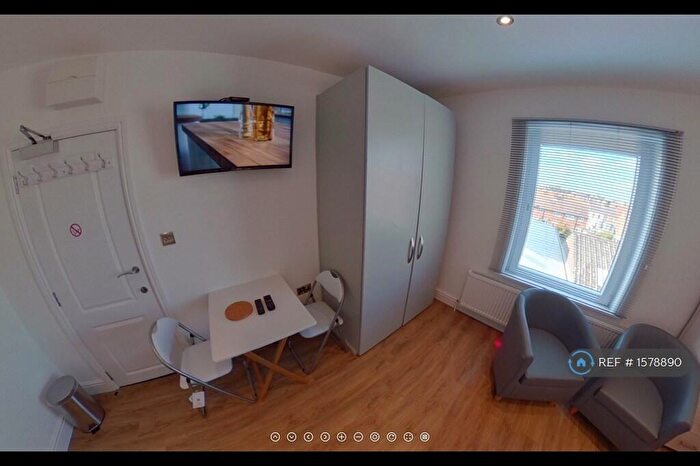 Studio To Rent In Langney Road - K, Eastbourne, BN21