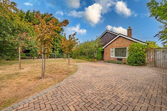 3 Bedroom Bungalow For Sale In High Street, Buckden, St. Neots, Cambridgeshire, PE19