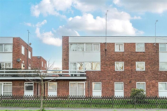 2 Bedroom Maisonette For Sale In Sevenoaks Road, Orpington, BR6