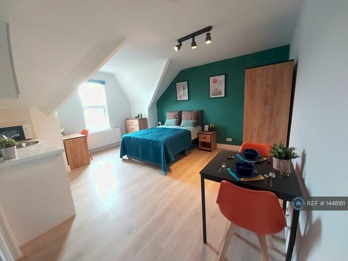 Studio To Rent In Beulah Road, Thornton Heath, CR7