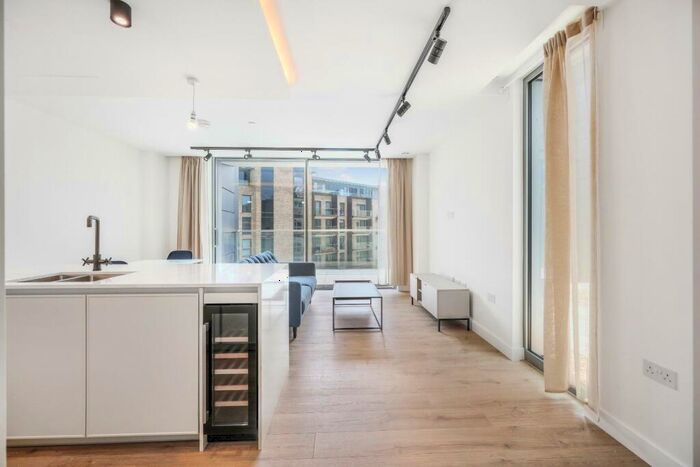 1 Bedroom Apartment To Rent In Bollinder Place, Clerkenwell, Old Street, EC1V
