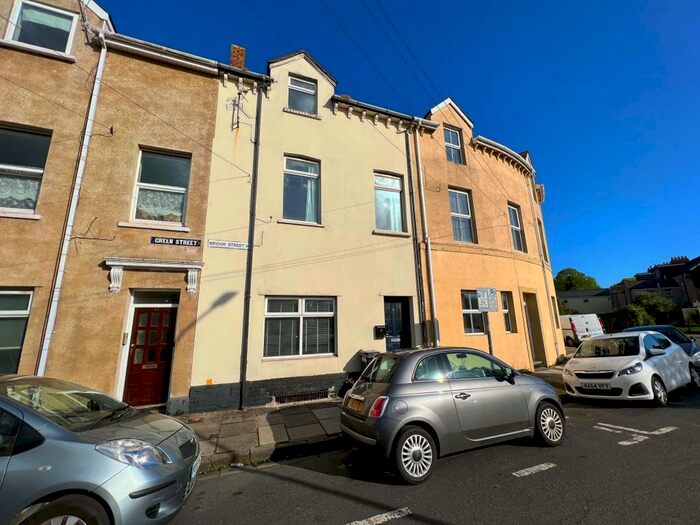 4 Bedroom House To Rent In Brook Street, Cardiff, CF11