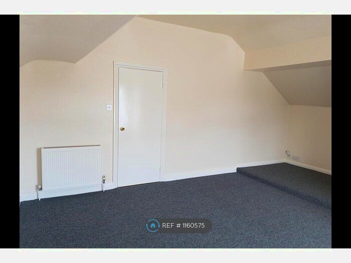 1 Bedroom Flat To Rent In Leyland Rd, Southport, PR9
