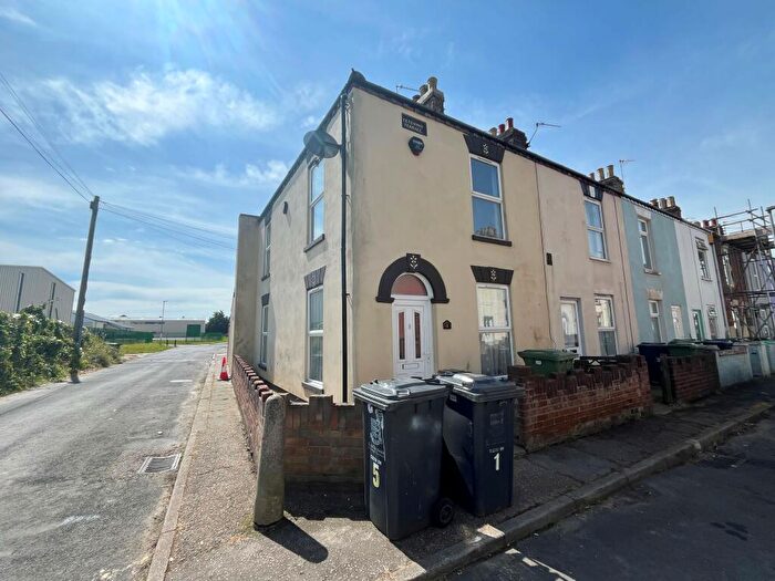 3 Bedroom Terraced House To Rent In Stone Road, Great Yarmouth, NR31