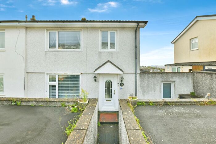 3 Bedroom Semi-Detached House For Sale In Flamsteed Crescent, Plymouth, PL5