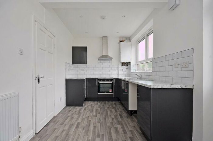 3 Bedroom Terraced House To Rent In Boundary Road, Sheffield, S2