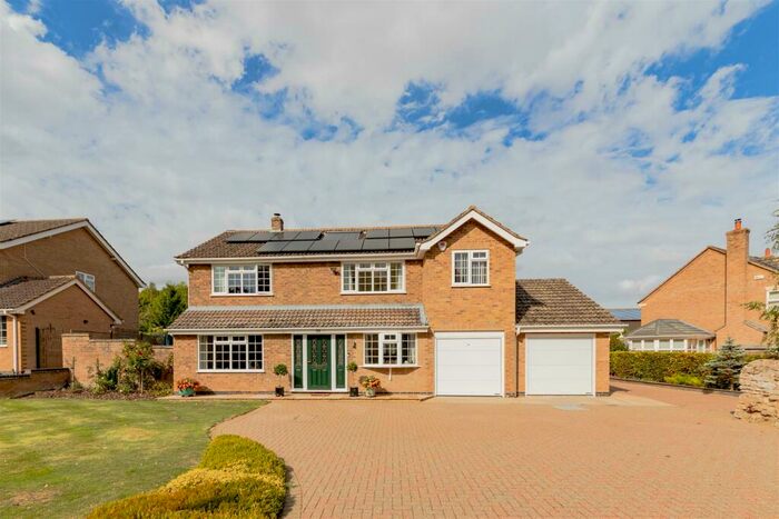 5 Bedroom Detached House For Sale In Church Lane, Greetham, Rutland, LE15