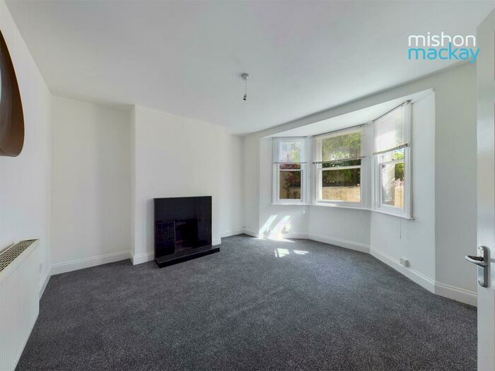 1 Bedroom Flat To Rent In Goldstone Road, Hove, BN3