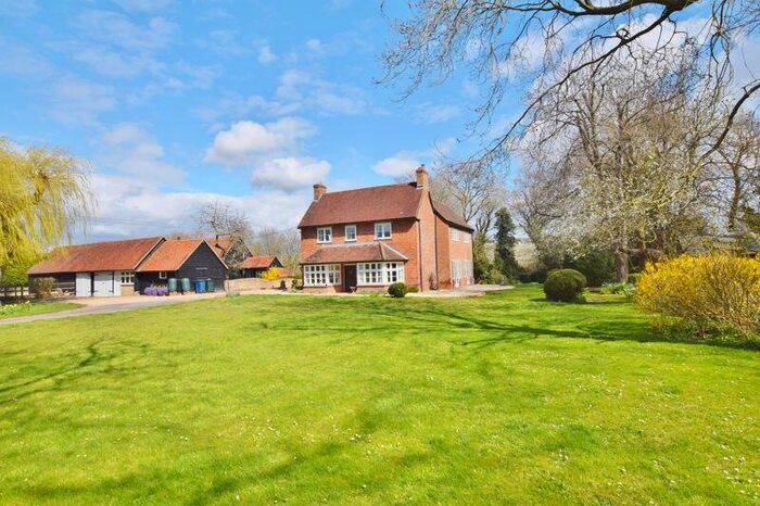 4 Bedroom Farm House To Rent In Marsh Road, Little Kimble, HP22