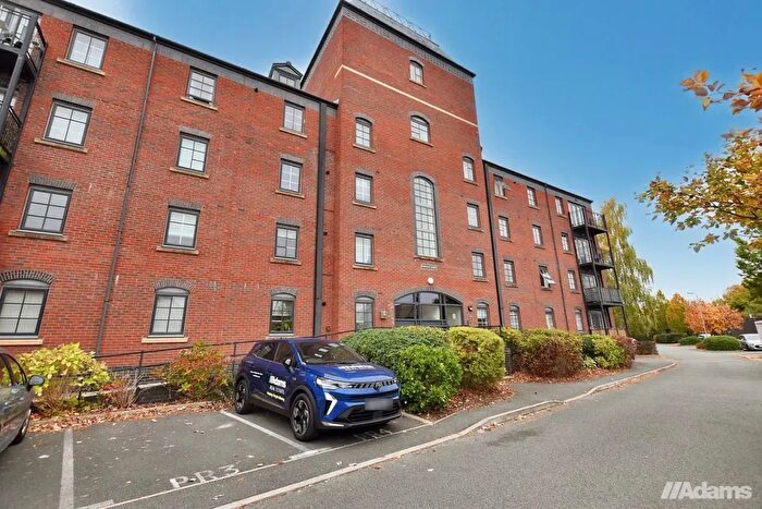 2 Bedroom Flat For Sale In Elphins Drive, Warrington, WA4