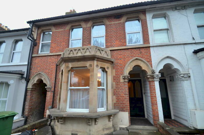 1 Bedroom Flat To Rent In Tonbridge Road, Maidstone, ME16