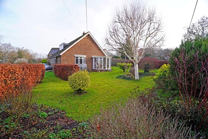 3 Bedroom Detached Bungalow For Sale In Churchway, Blunsdon, SN26