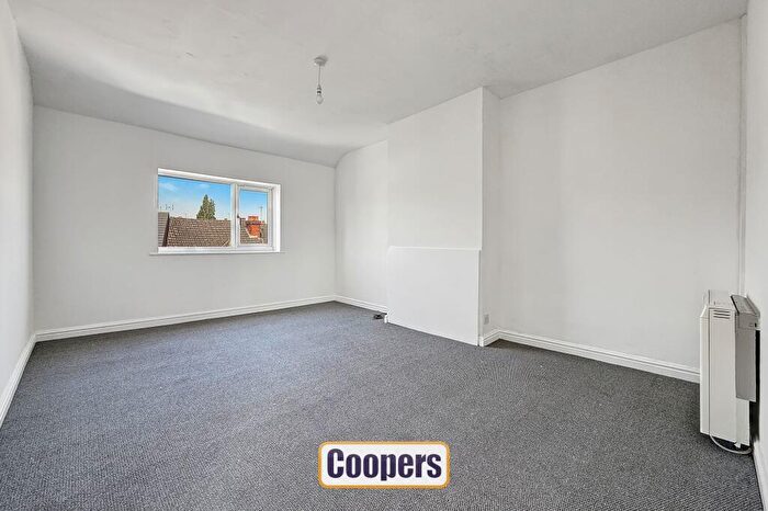 2 Bedroom Flat To Rent In Albany Road, Coventry, CV5