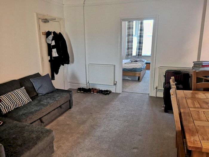 1 Bedroom Flat To Rent In Belmont Road, Southampton, SO17
