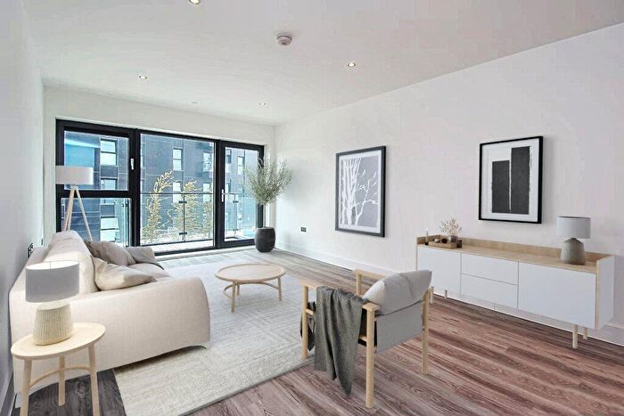 1 Bedroom Flat To Rent In Waterford House, Bayscape, Cardiff Marina, CF11