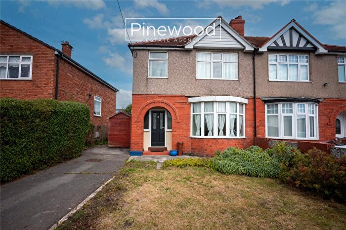3 Bedroom Semi-Detached House For Sale In Chester Road, Mold, CH7