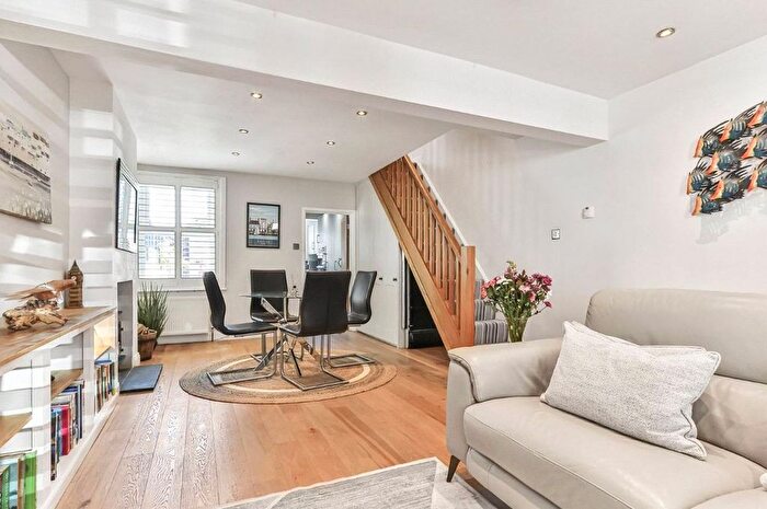 2 Bedroom End Terrace House For Sale In Stanley Road, Poole, Dorset, BH15